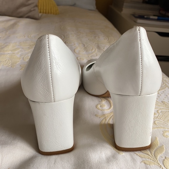 ⭐️SOLD⭐️Square Toe Block Heels - Picture 7 of 7